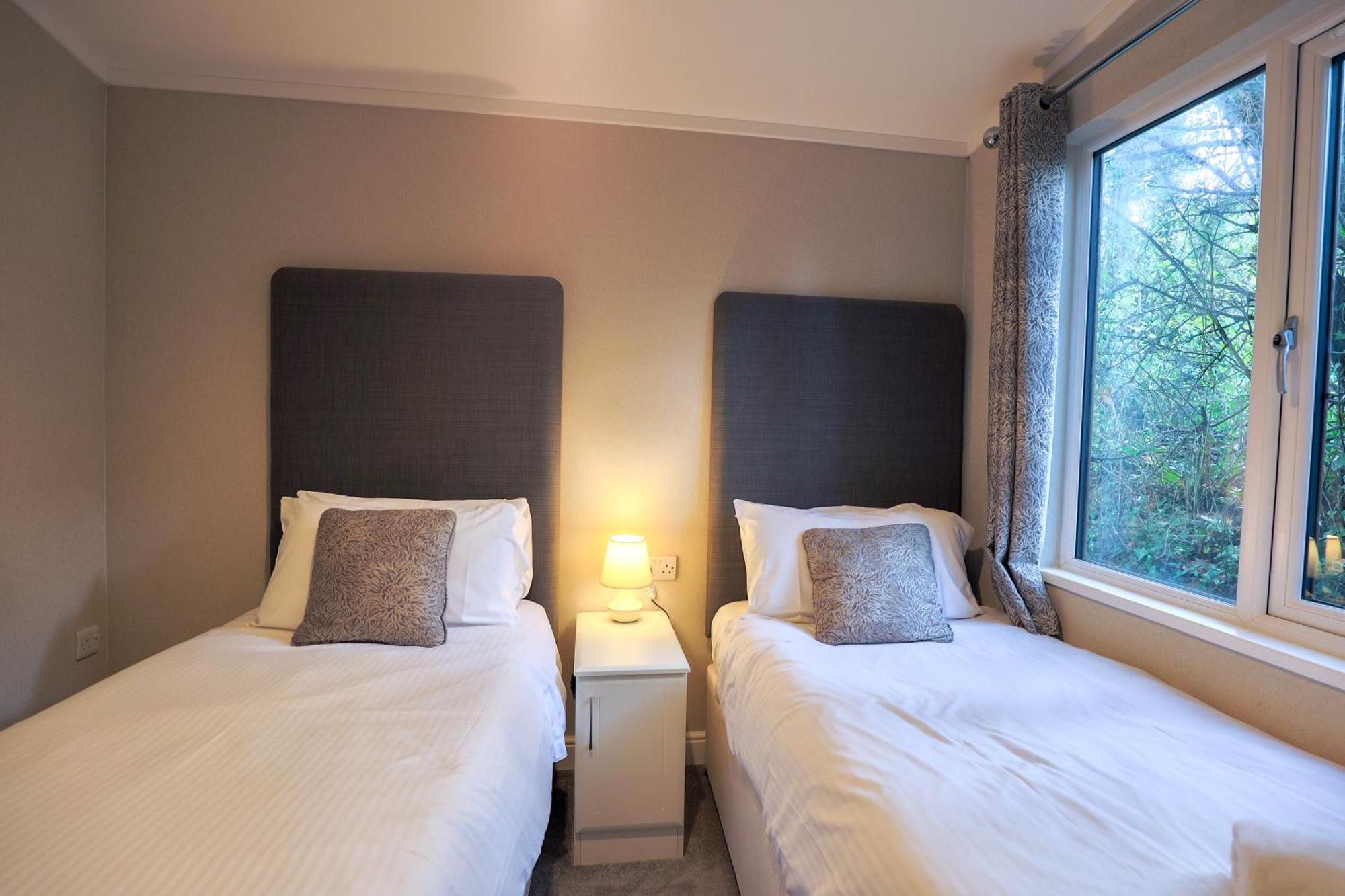 Charming Copse Corner Lodge - Spa Resort - Devon Chudleigh Ngoại thất bức ảnh